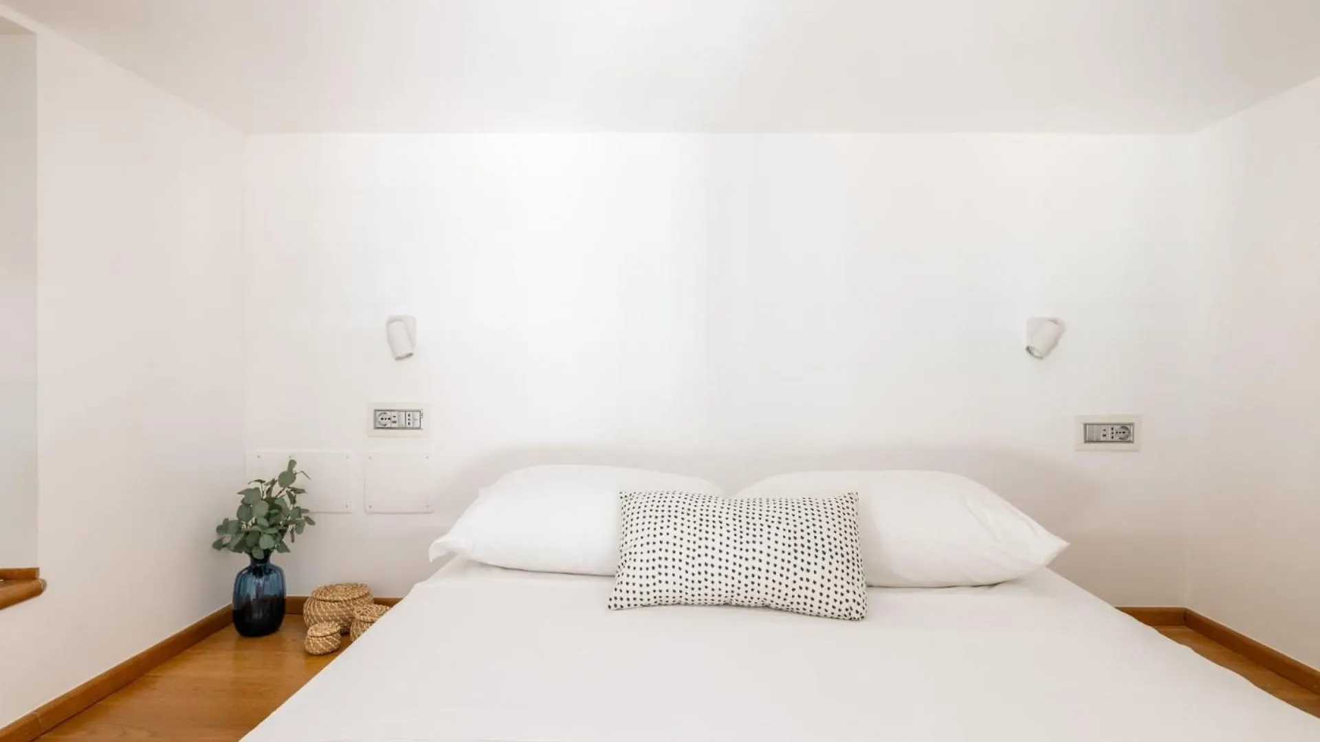 The Best Rent - One-Bedroom Flat In Tritone Area Rome