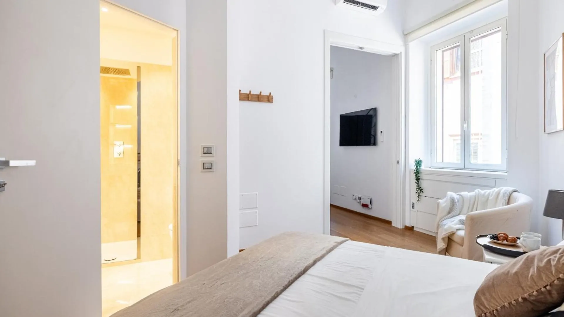 The Best Rent - One-Bedroom Flat In Tritone Area Rome