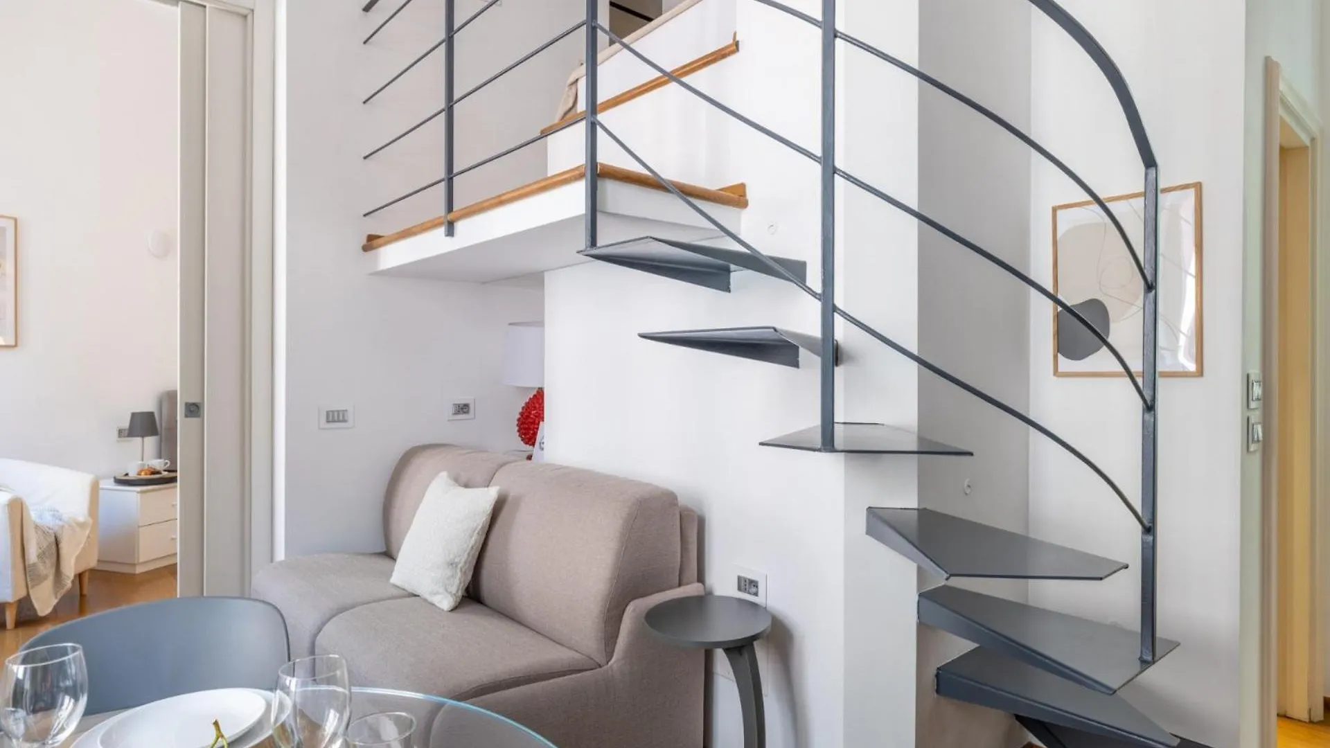 The Best Rent - One-Bedroom Flat In Tritone Area Rome