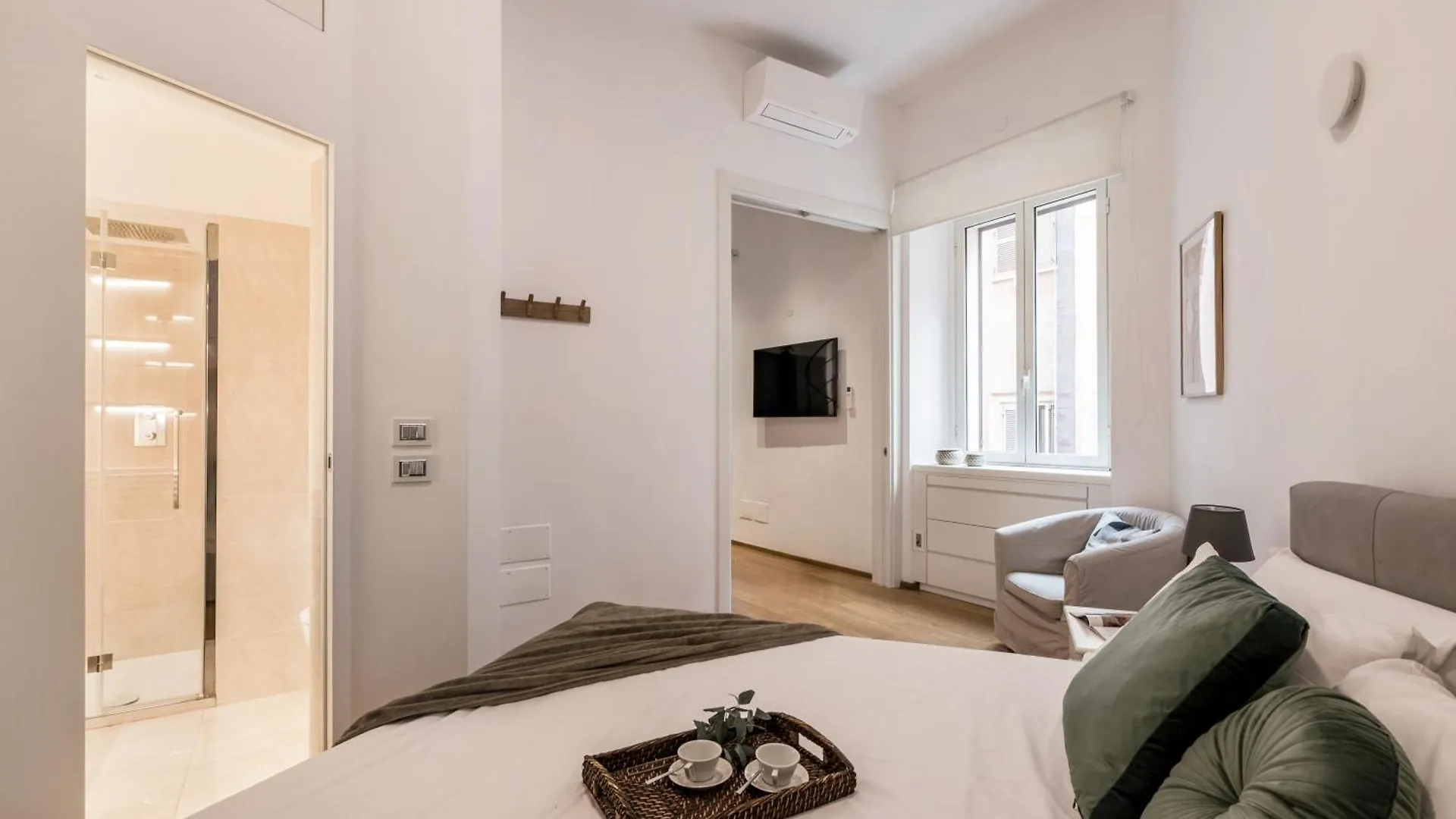 The Best Rent - One-Bedroom Flat In Tritone Area Rome